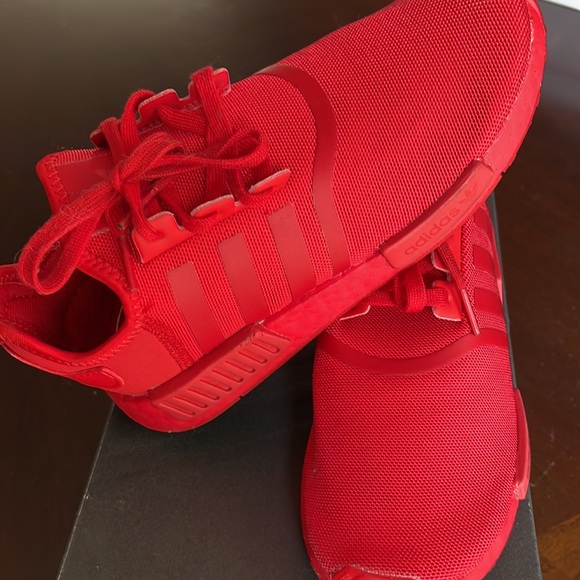 ADIDAS NMD_R1 C RUNNING SHOESE SIZE 3 PREOWNED GREAT CONDITION - Picture 5 of 10